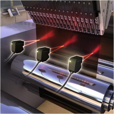 Monitoring T-die extrusion